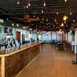Scully's Sports Bar & Grill