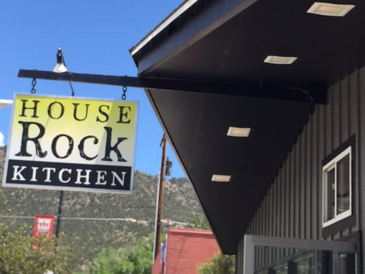 House Rock Kitchen by null