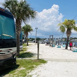 Perdido Key RV Resort & Marina - Beach in front of campground