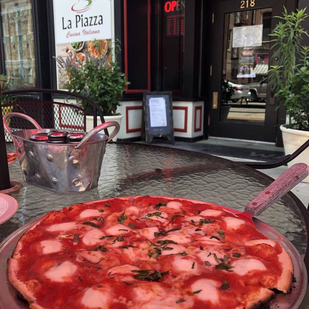 La Piazza - Pizza Near Me - Springfield, Illinois