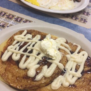 Stephy's Kitchen - Breakfast & Brunch Near Me - Beverly, Massachusetts