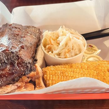 Pappy's Smokehouse - Half rack pork ribs & smoked turkey - Barbeque Near Me - Saint Louis, Missouri