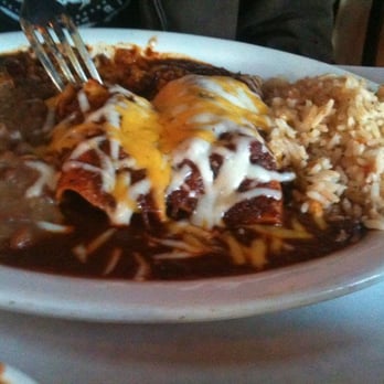 El Azteca Mexican Restaurant - Chile Colorado enchilada special with rice - Mexican Near Me - Ukiah, California