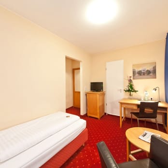 Novum Hotel Gates Berlin - Zimmerbeispiel - Hotels Near Me - Berlin, BE Novum Hotel Gates Berlin - Zimmerbeispiel - Hotels Near Me - Berlin, BE