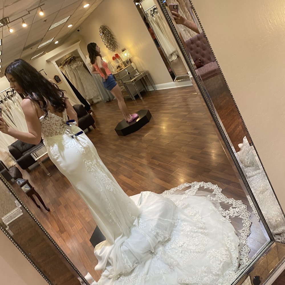 Bo Lee - Sample dress - Bridal Near Me - Campbell, California