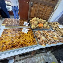 Panadería Antigua - Flan and pan dulce