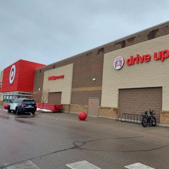 Target - Department Stores Near Me - Minneapolis, Minnesota