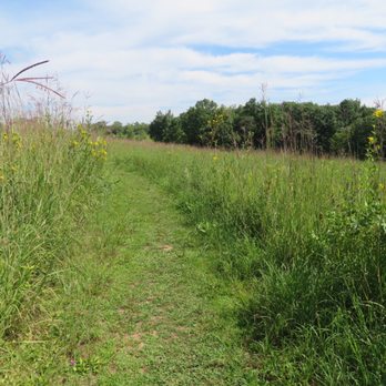 Ice Age Trail - Table Bluff Segment - Trail through the prairie - Hiking Near Me - Cross Plains, Wisconsin Ice Age Trail - Table Bluff Segment - Trail through the prairie - Hiking Near Me - Cross Plains, Wisconsin