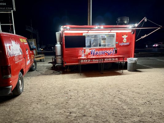 Hot Dogs La Yaquesita by null