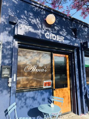 Alma's Cider & Beer by null