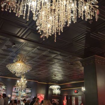 CW's Gin Joint - Inside - Cocktail Bars Near Me - Tampa, Florida