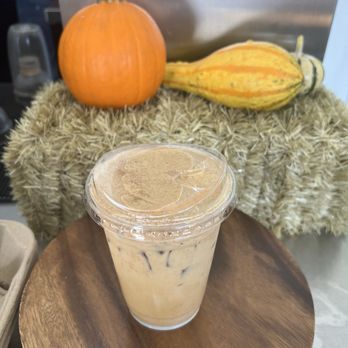 Xol Coffee - Iced Spanish latte w/ pumpkin cold foam - Coffee & Tea Near Me - Fontana, California Xol Coffee - Iced Spanish latte w/ pumpkin cold foam - Coffee & Tea Near Me - Fontana, California