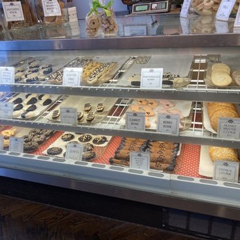 Le Marcel Bakery For Dogs - Bakery display - Pet Stores Near Me - San Francisco, California