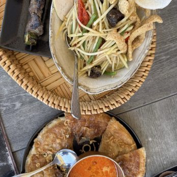 Nok’s Kitchen - Tum Mak Houng (Papaya Salad) + Roti Curry - Laotian Near Me - Westminster, California Nok’s Kitchen - Tum Mak Houng (Papaya Salad) + Roti Curry - Laotian Near Me - Westminster, California