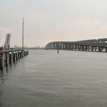 Middendorf's - Manchac - Outside - Seafood Near Me - Akers, Louisiana