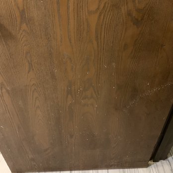 Quality Inn - Dirty spotted bathroom door - Hotels Near Me - Lamar, Colorado Quality Inn - Dirty spotted bathroom door - Hotels Near Me - Lamar, Colorado