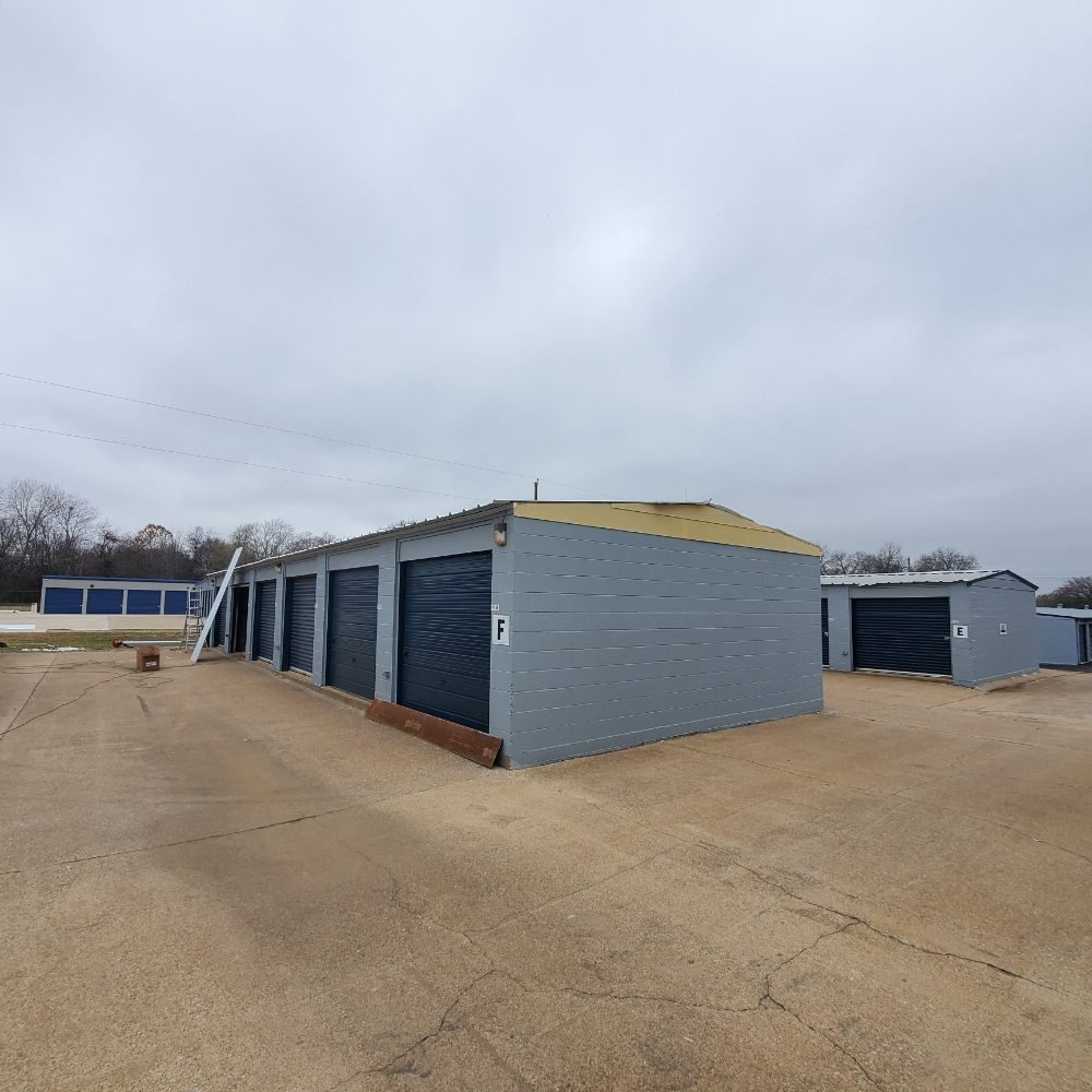 Slide of Diamond Construction & Roofing