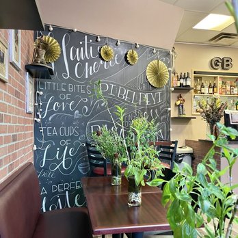 Gingerbites - the interior of a restaurant - Haitian Near Me - Huntington Station, New York