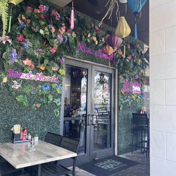 Pho Bar Vietnamese Kitchen - Outside entrance - Vietnamese Near Me - Davie, Florida Pho Bar Vietnamese Kitchen - Outside entrance - Vietnamese Near Me - Davie, Florida