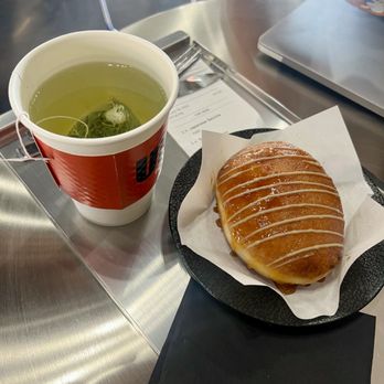 Cafe Upper - Sencha and creme brulee donut - Cafes Near Me - Los Angeles, California Cafe Upper - Sencha and creme brulee donut - Cafes Near Me - Los Angeles, California