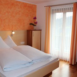 Zimmer - Camera - Room