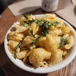 Doro Marketplace - Mac n cheese