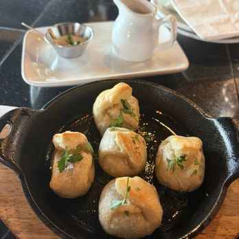 Stirling Wine - Mini beef Wellington bites with horseradish sauce and au jus. - Beer, Wine & Spirits Near Me - Dunedin, Florida Stirling Wine - Mini beef Wellington bites with horseradish sauce and au jus. - Beer, Wine & Spirits Near Me - Dunedin, Florida
