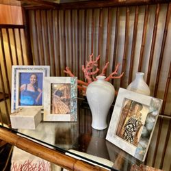 Patrick Day Home Gallery - Marble picture frames at Patrick Day Home Gallery.

#marble #pictureframes #marbledecor