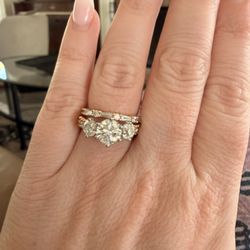 Kubes Jewelers - Custom designed wedding set