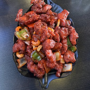 Hakkalicious Niagara - Dragon chicken - Indian Near Me - Niagara Falls, Ontario