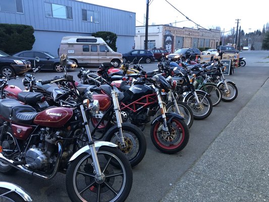 MotoShed by null