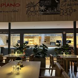 Vapiano - Miami - Indoor seating