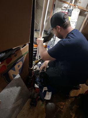 Hofmeyer Max Plumbg Co Logo