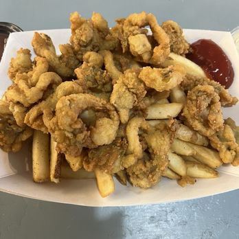 The Beach Plum - Fried clam basket. - Seafood Near Me - Portsmouth, New Hampshire The Beach Plum - Fried clam basket. - Seafood Near Me - Portsmouth, New Hampshire