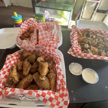 Wing Me Up - 15 PC WING Bone-In - Fast Food Near Me - Van Nuys, California Wing Me Up - 15 PC WING Bone-In - Fast Food Near Me - Van Nuys, California