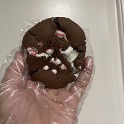 707 Treats - Hot coco peppermint cookies