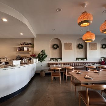 Rim Talay - the interior of a restaurant - Thai Near Me - Long Beach, California
