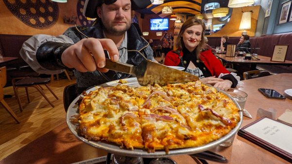 Waldo Pizza by null