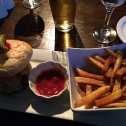 Regular Hamburger with bun.