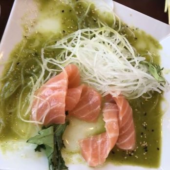 Awesome Sushi - Poor Pat/Chef Special - Bland Tasteless Salmon with Green Sauce. NOT RECOMMENDED. - Japanese Near Me - Long Beach, California