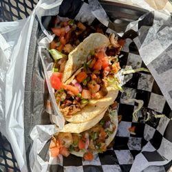Long-Bell Pizza - Smoked Chicken Tacos