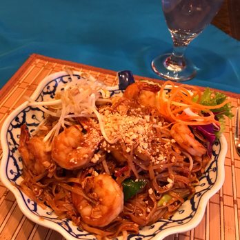 Thum’s Kitchen Thai Cuisine - Thai Near Me - Cornwall, Ontario