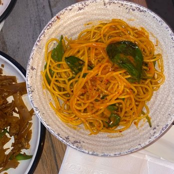 Gai Noi - Panang Spaghetti - LOVE - Desserts Near Me - Minneapolis, Minnesota
