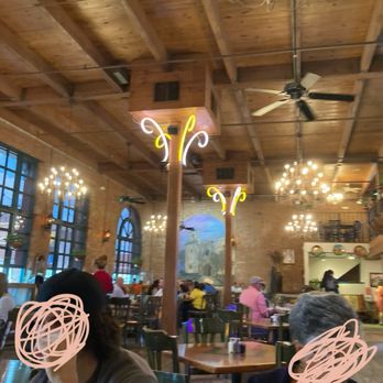 Ninfa's Mexican Restaurant - Ambiance and aroma of the beautiful resteraunt - Mexican Near Me - Waco, Texas