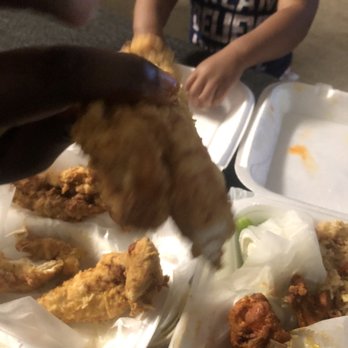 Sauce Wing - 4 Tender Combo don't mind baby in back - Cheesesteaks Near Me - Duluth, Georgia