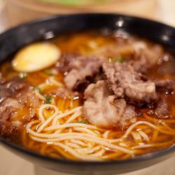 Hing Kee Restaurant - Spicy Garlic Beef Soup (most of the meat is hard fat)