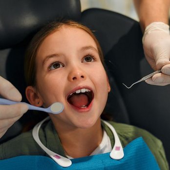 Daniel Friedman, DDS - Loved the service, he touched my little girl all over, SO INTERACTIVE! - Oral Surgeons Near Me - Burien, Washington Daniel Friedman, DDS - Loved the service, he touched my little girl all over, SO INTERACTIVE! - Oral Surgeons Near Me - Burien, Washington