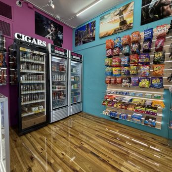 WORLD OF SMOKE & VAPE - PINECREST - Updated May 2026 - 9814 S Dixie Hwy,  Kendall, Florida - Tobacco Shops - Phone Number