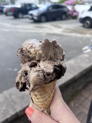 Acushnet Creamery by null