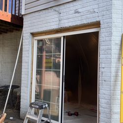 Andy Carpentry - Sliding door installation